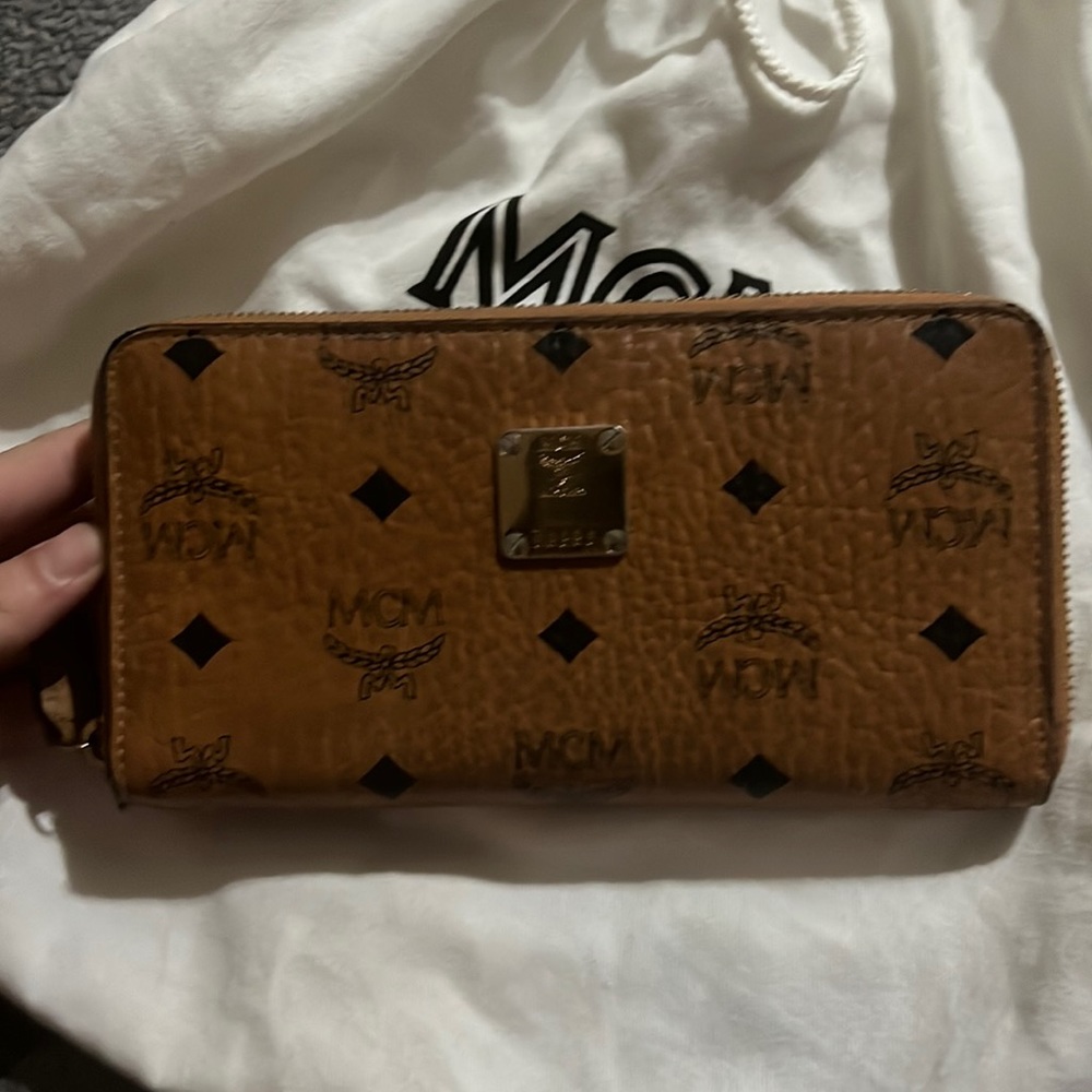 mcm used long wallet